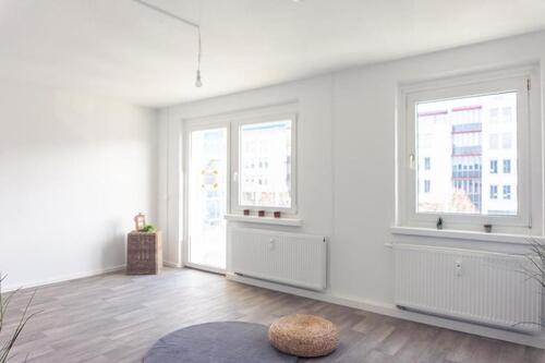 Foto - Erdgeschosswohnung mit Balkon nahe Schlossteich