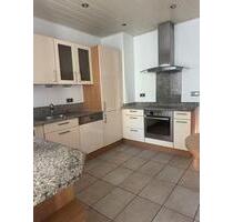 Schöne 3 Zimmer EG Wohnung mit Einbauküche. - Kehl