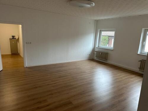 Foto - 2-Zimmer-Wohnung zu vermieten - 80 m2-zentrale Lage Göttelborn