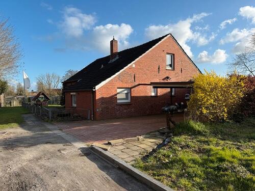 Foto - Einfamilienhaus in zentrale Lage von Bunde zu vermieten