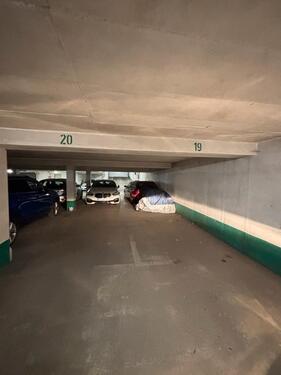 Foto - Tiefgaragenplatz Garage Stellplatz