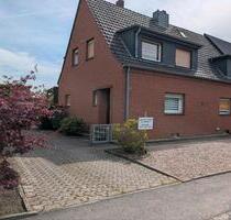 Reiheneckhaus in - 380.000,00&nbsp;EUR Kaufpreis, ca.&nbsp; 160,00&nbsp;m&sup2; in Voerde (Niederrhein) (PLZ: 46562)