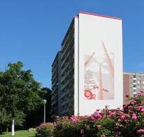Sanierte 1-Raum-Wohnung mit Wanne, großem Balkon und Aufzug - Gera Alt-Bieblach Sanierte 1-Raum-Wohnung mit Wanne, großem Balkon und Aufzug - Gera Alt-Bieblach