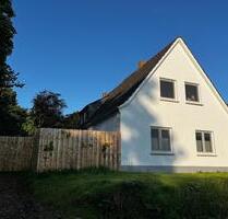 Geräumiges Haus 165 Qm mit Bauplatz auf 2300 Qm Grundstück - Bremen Blumenthal