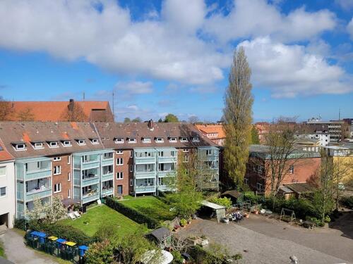 Foto - 3-Zimmer-DG-Wohnung mit Weitblick für handwerklich Geschickte