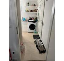 1 Zimmer Wohnung ab Januar - 1.000,00 EUR Kaltmiete, ca.  35,00 m² in Hamburg (PLZ: 22547) Altona