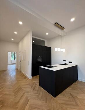 Foto - Kernsanierte 2 Zimmer Altbauwohnung im Medienhafen Düsseldorf