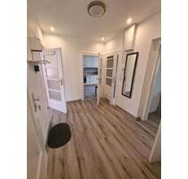 3-Zimmer-Wohnung 750€ - 750,00&nbsp;EUR Kaltmiete, ca.&nbsp; 80,00&nbsp;m&sup2; in Hof (PLZ: 95028) Altstadt