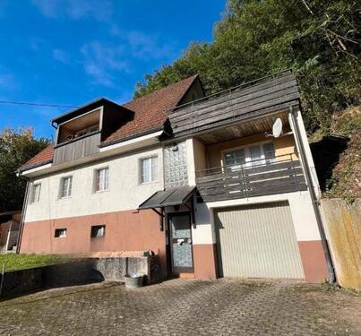 Foto - 6 Zimmer Einfamilienhaus mit Garage in Zell-Atzenbach