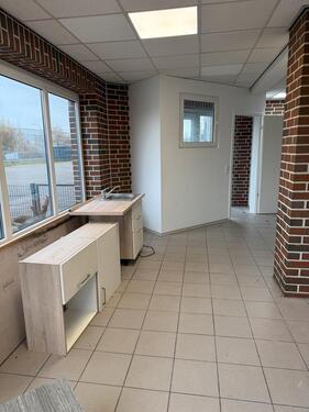 Foto - Büro, Laden oder andere Gewerbliche Fläche in 26892 Dörpen im GVZ
