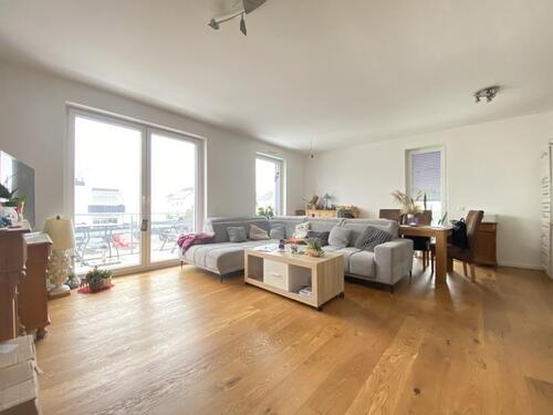 Foto - Moderne 4-Zimmer-Wohnung in Stadtrandlage