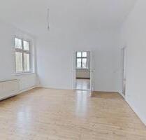 Modernisierte und weitläufige 5-Zimmer-Altbauwohnung mit modernem Wannenbad - Dahme/Mark