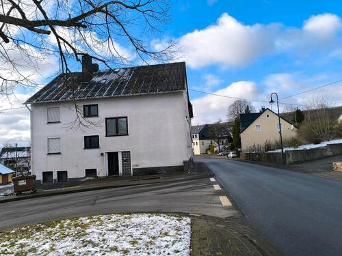 Foto - 22 Zimmer Mehrfamilienhaus, Wohnhaus in Niederwörresbach