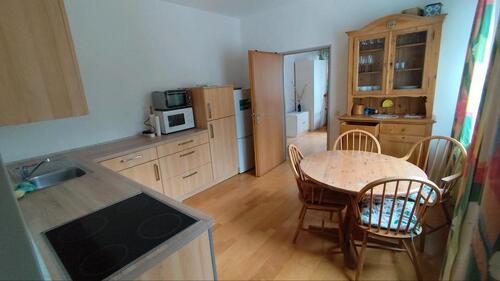 Foto - möblierte Wohnung, zwei Zimmer, Wohnküche, Bad