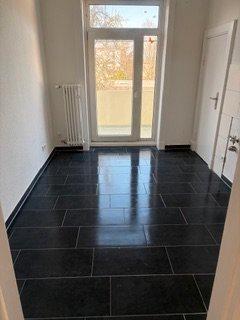 Foto - Geräumige 4-Zimmer-Wohnung in der Hartungstraße