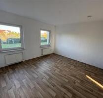 sanierte 3-Raum-Wohnung mit Balkon - Nienburg (Saale)