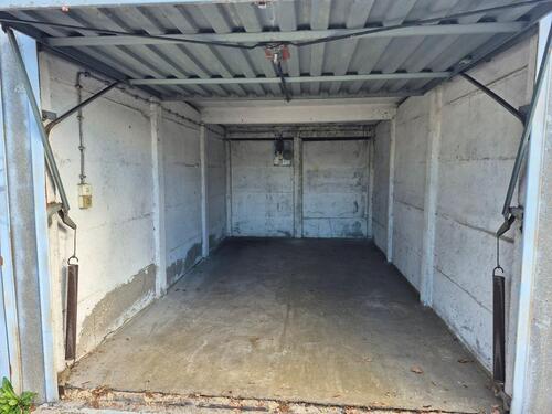 Foto - !! Garage Lager in Dresden-Seidnitz zu vermieten !!