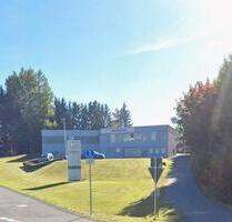 Ideal für Autohändler Büro Halle Garagen mit Aussenstellplätzen - Schönwald