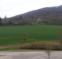 Moderne DG-Wohnung mit Einbauküche & Balkon mit Ausblick - Coppenbrügge