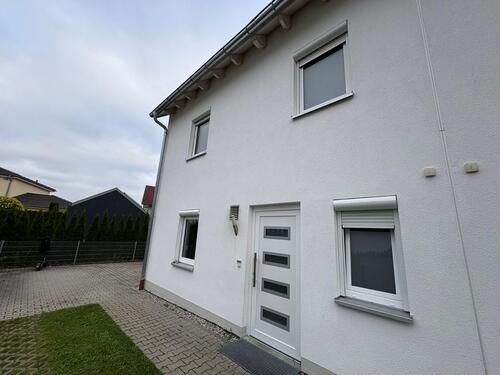 Foto - 6 Zimmer Doppelhaushälfte zum Kaufen in Unterschleißheim