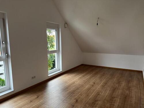 Foto - 6 Zimmer Doppelhaushälfte in Unterschleißheim