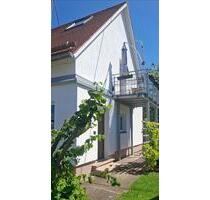 Doppelhaushälfte mit großem Garten, Doppelgarage, provisionsfrei - Neu-Ulm Ludwigsfeld