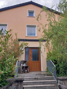Foto - 7 Zimmer Mehrfamilienhaus, Wohnhaus zum Kaufen in Hof