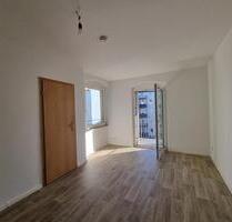 Einziehen und Wohlfühlen- Ihre neue Wohlfühloase mit Balkon Nähe Hauptbahnhof - Halle (Saale) Büschdorf