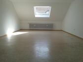 Foto - 1 Zimmer Dachgeschoßwohnung zur Miete in Schweinfurt