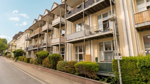 Foto - 1,5 Zimmer DG Appartment über 2 Ebenen und Garage - Landgericht