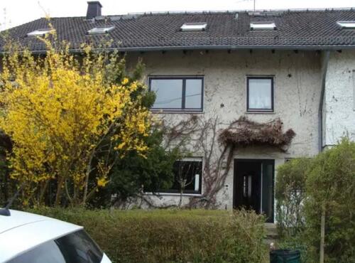 Foto - 7 Zimmer Doppelhaushälfte zum Kaufen in Wiesbaden