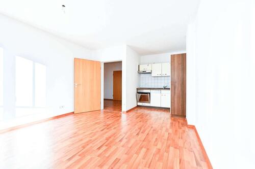 Foto - Stilvolle 2-Zimmer-Wohnung in Schloßchemnitz mit Tiefgarage, Balkon, Einbauküche & teilmöbliert