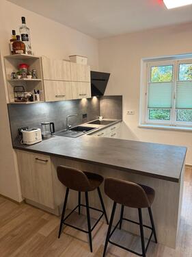 Foto - 4 Raum Wohnung mit Einbauküche Balkon Fußbodenheizung Kamin