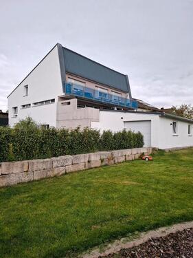 Foto - Modernisiertes Zweifamilienhaus mit ELW auf 1500 m² Grundstück