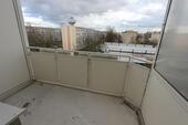 Foto - Praktisch geschnittene Wohnung mit Balkon ganz oben!