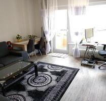 Sonnige 2-Zimmer-Wohnung im ruhigen Neukölln mit Balkon - Berlin