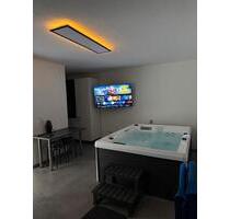 Ferienwohnung mit Whirlpool, Fasssauna,Massagesessel und Garten - Medebach