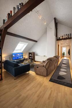 Foto - Helle DG-Wohnung in Homburg Erbach - ab 01.04. zu vermieten