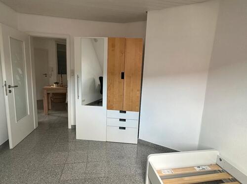Foto - 13 Zimmer Dachgeschoßwohnung zur Miete in Stuttgart