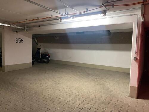 Foto - Tiefgaragen Stellplatz St. Martin Strasse