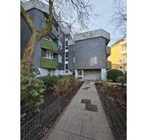 Schöne 4 Zimmer Wohnung in Zentrum von Remscheid