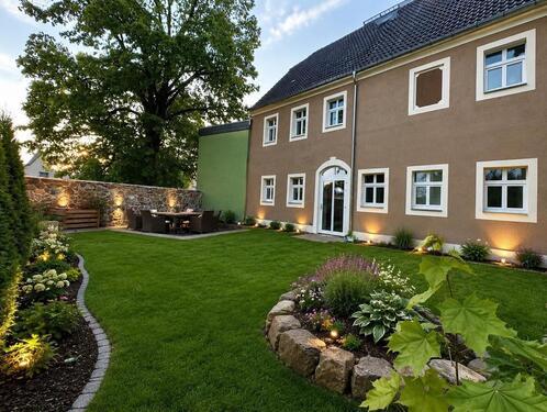 Foto - KERNSANIERTES EINFAMILIENHAUS MIT GARTEN UND BLICK AUF DAS SCHLOß