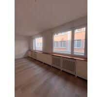 Helle Praxis-Büroräume - 1.380,00 EUR Kaltmiete, in Freiburg im Breisgau (PLZ: 79098)
