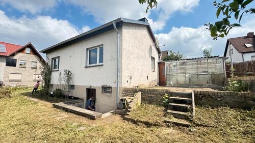 Foto - Kleines Einfamilienhaus in gehobener Wohnlage von Privat