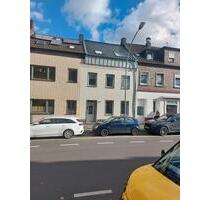 Kapitalanlage. Zweifamilienhaus als Monteur-Hostel von PRIVAT. - Mönchengladbach