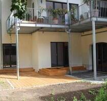 Südvorstadt - Exklusive 5-Zi.-Gartenwohnung in ruhiger Lage, mit Sauna, Kamin und Carport - Leipzig