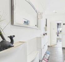 Wohnen am Waldrand - dennoch gut angebundene 3-Zimmer mit Balkon, EBK, Aufzug & Garage - Ennepetal