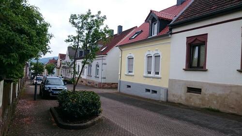 Foto - 6 Zimmer Doppelhaushälfte zur Miete in Saarbrücken