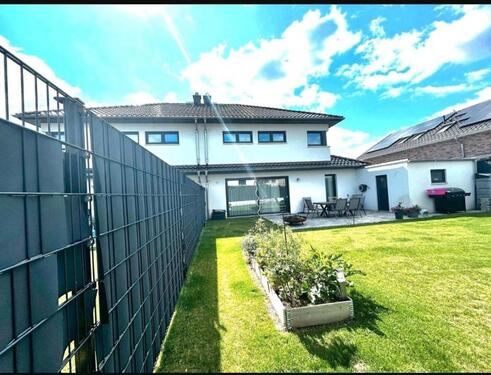 Foto - Haus Doppelhaushälfte Verkauf bevozugt Vermietung Optional