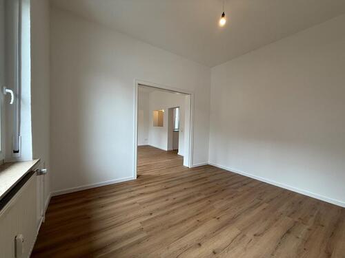 Foto - Schöne, hochwertig sanierte 2-Zimmer-Wohnung in Frankfurt